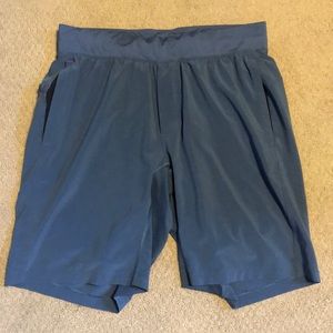 Lululemon Mens THE shorts luxtreme liner